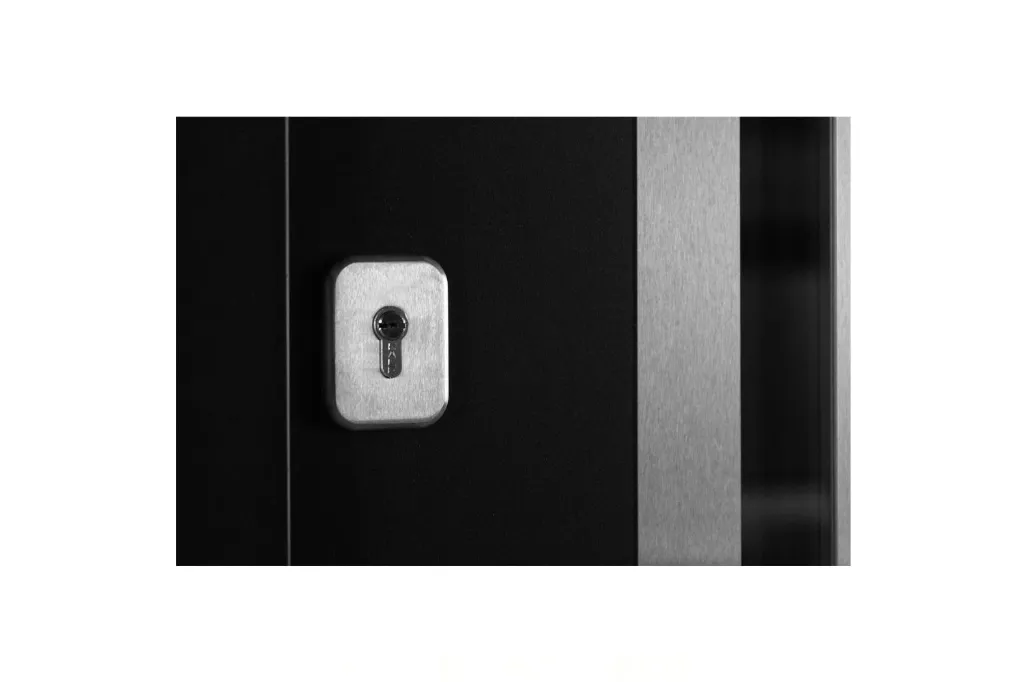 nova-inox-s2-black-exterior-door-8.webp
